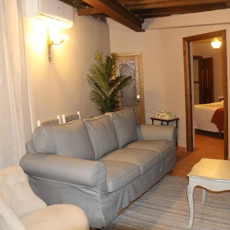 Apartamentos Coliseo Tolède Extérieur photo