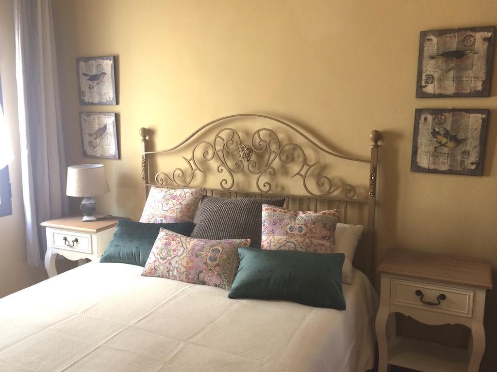Apartamentos Coliseo Tolède Extérieur photo